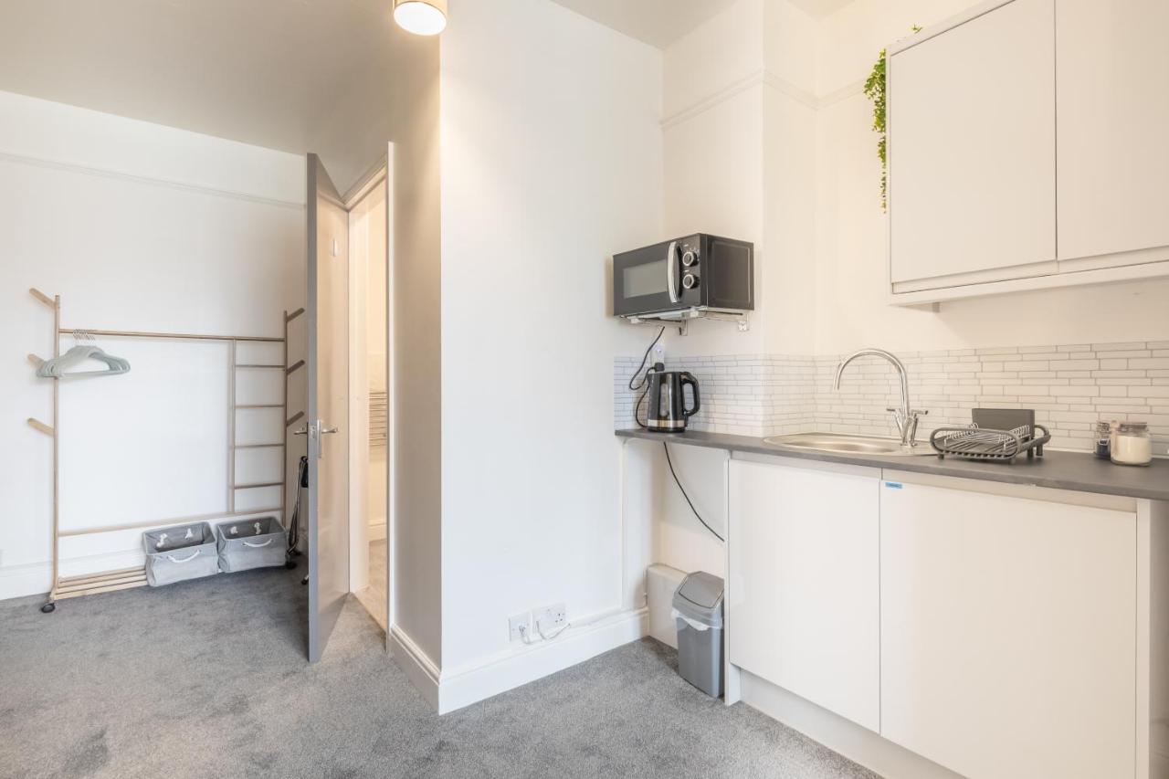 Private Room 5 With Kitchenette By Cb Stays No Minimum Stays Cambridge  Luaran gambar